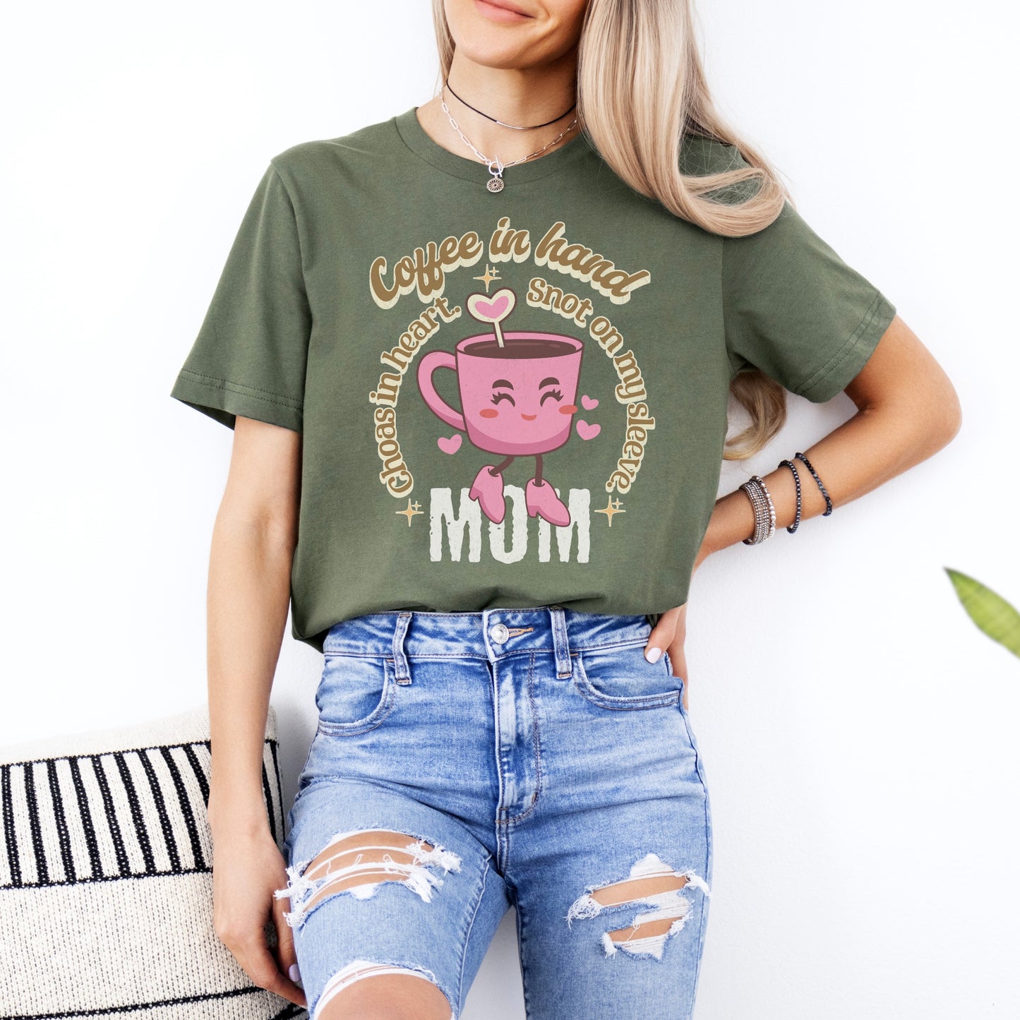 Funny retro mom shirt, unhinged mom tee